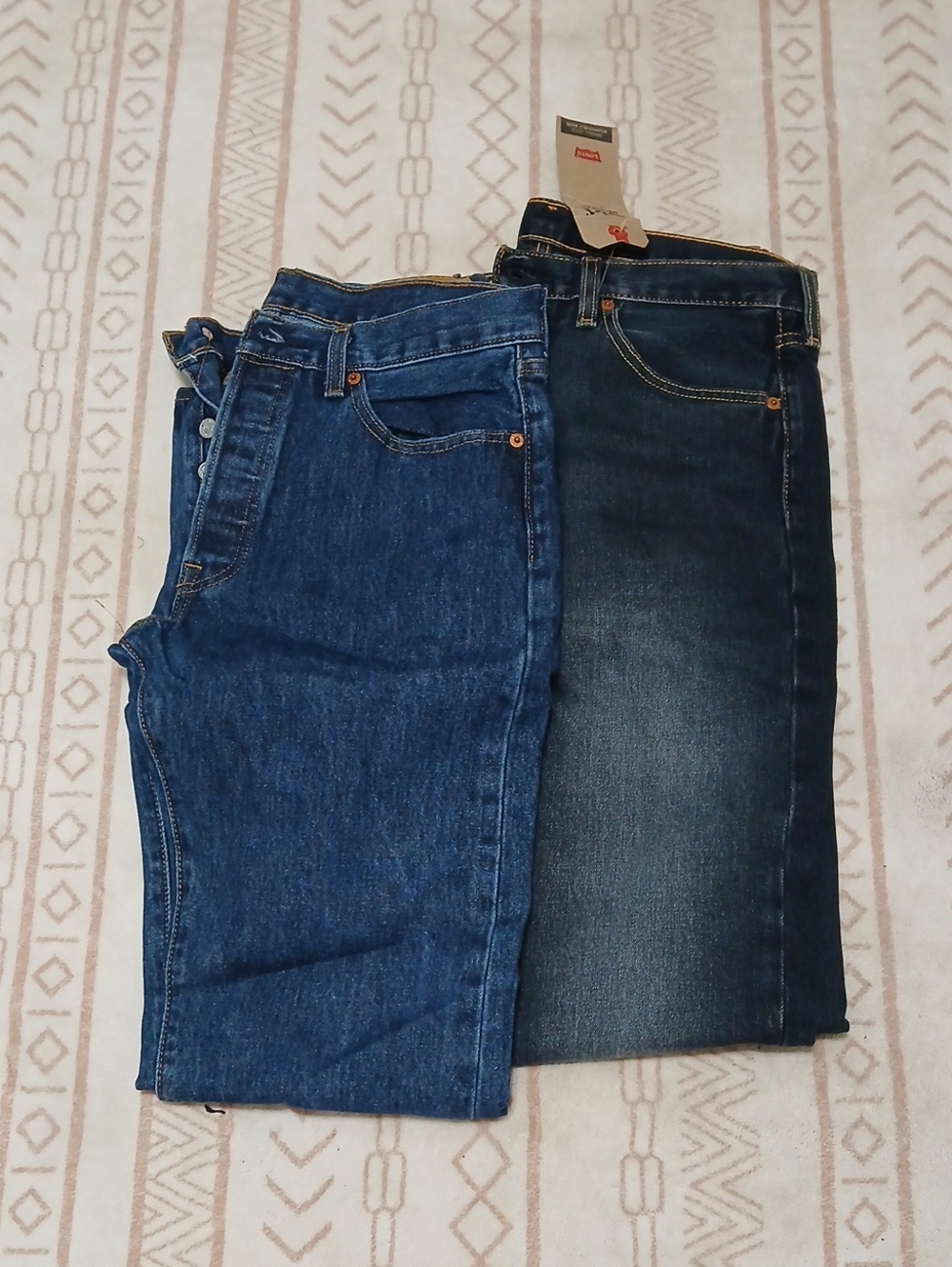 Levi's Men's High-Rise Jeans in Medium Blue and Dark Blue